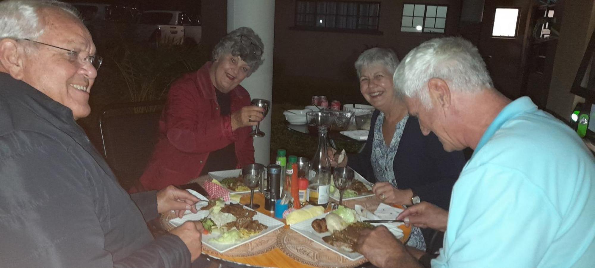 Rest & Digest Bed & Breakfast Serowe Bagian luar foto